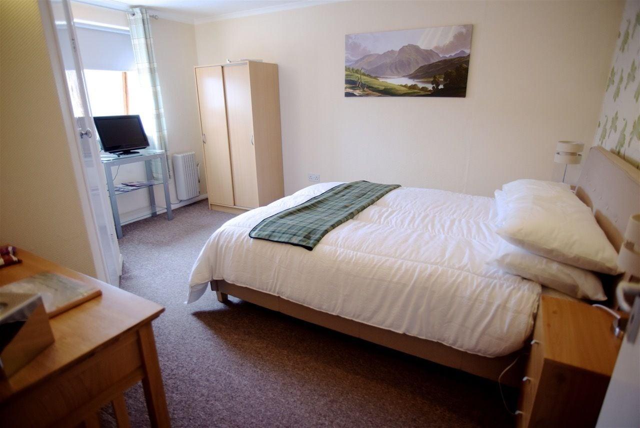Oyo Inverour Guest House Gairlochy Eksteriør bilde