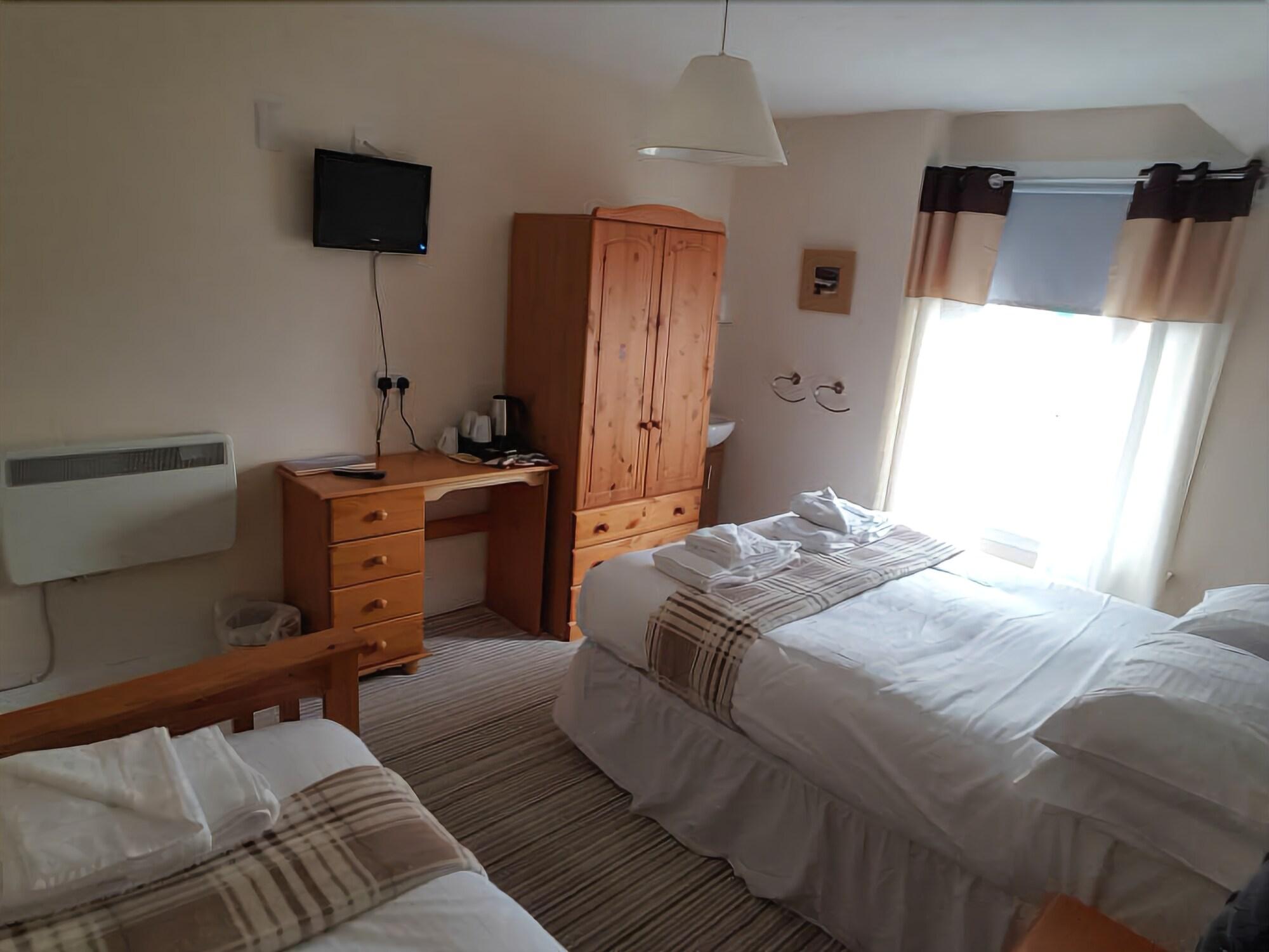 Oyo Inverour Guest House Gairlochy Eksteriør bilde